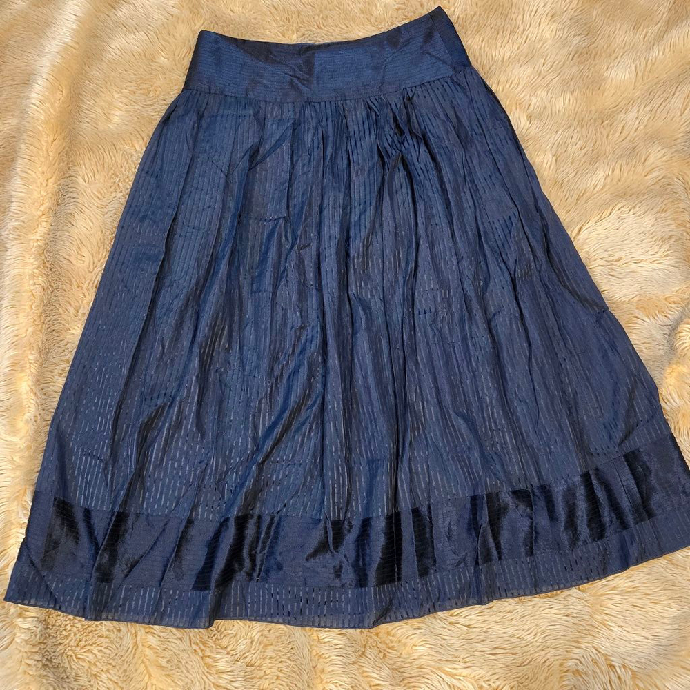 Talbots Women's size 8 Navy Silk Blend Midi Skirt Vintage Vtg Academia